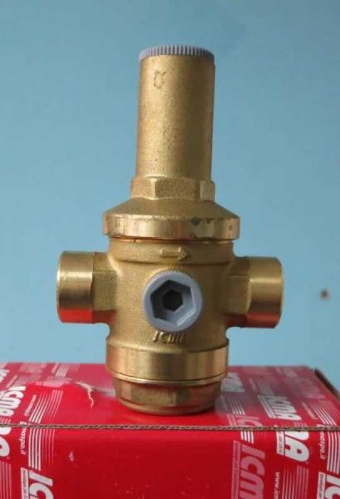 Итальянский редуктор давления воды ICMA №245, 1/2 (15мм)