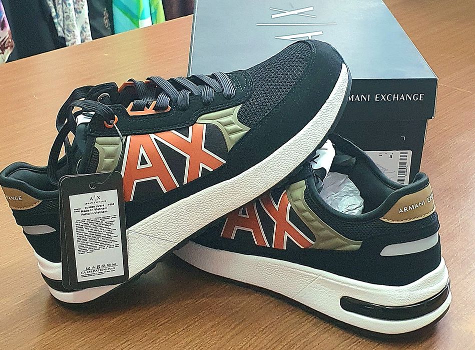 Armani Exchange, BOSS,Timberland, Tommy Hilfiger