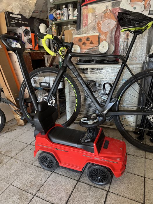 Джип с дръжка за родителски контрол