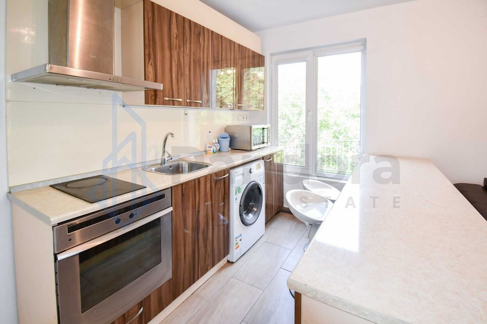 Тристаен ап. жк. Хиподрума