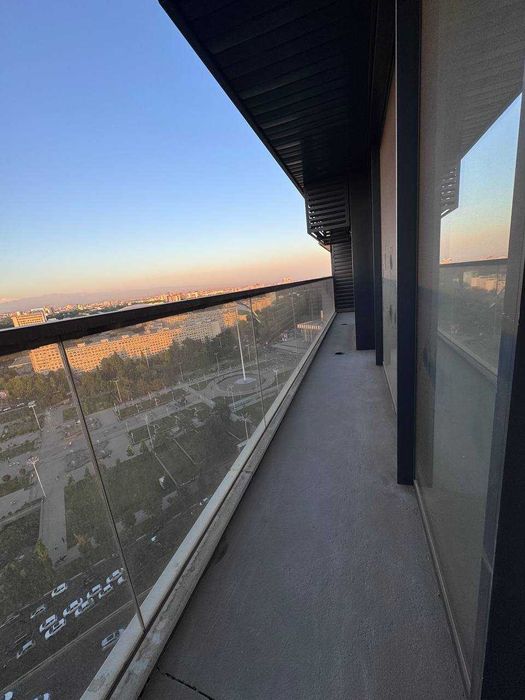 СРОЧНО ПРОДАЁТСЯ 3ком квартира на ЖК U-Tower вид на Ташкент сити