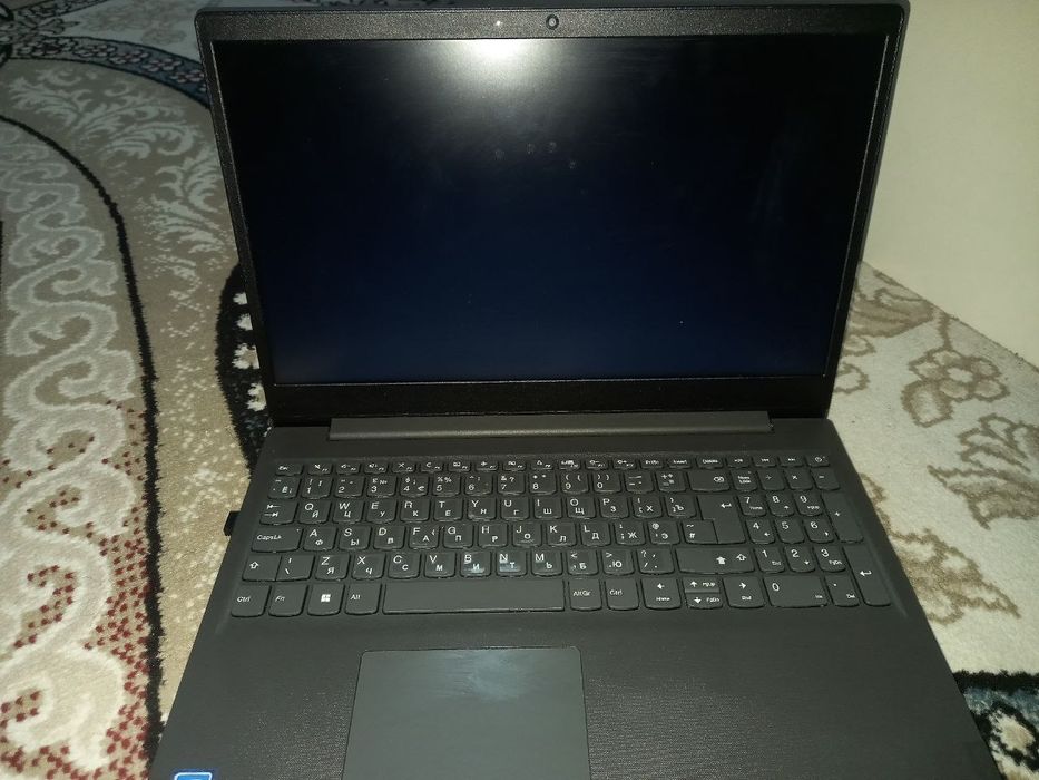 Notebook lenova v15-igl