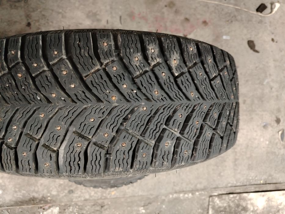 Продам шины Michelin