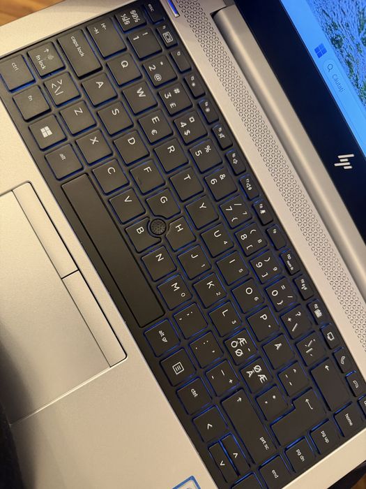 Laptop HP , i5 8Th nou