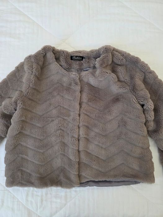 Дамско пухкаво яке