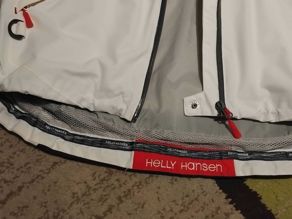 яке Helly Hansen Salt
