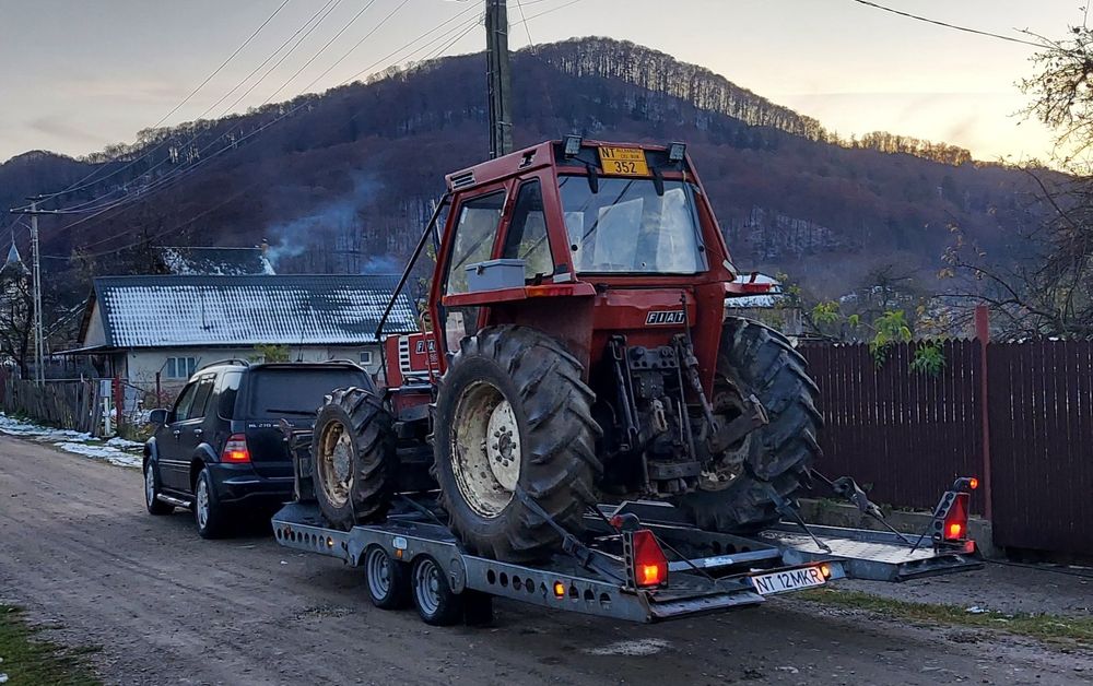 Platforma auto / Tractari auto/Transport Utilaje/Asistenta rutiera7/24