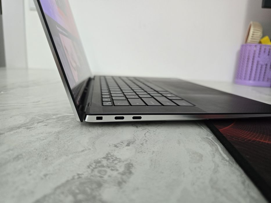 Dell XPS 15 9520 | i9-12900HK | RTX 3050 Ti | 4K OLED Touch | 16GB DDR