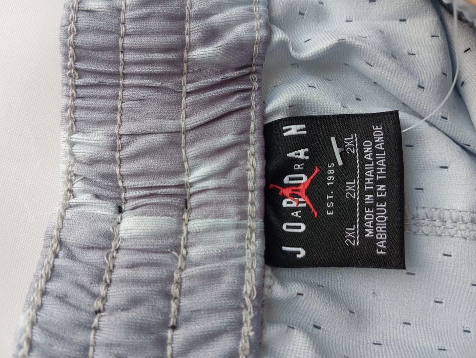 Pantaloni Jordan - Marimea L