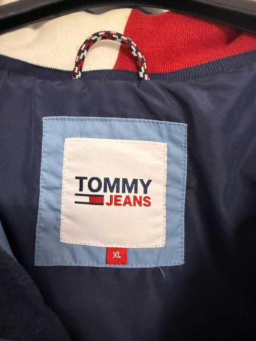 Geaca puffer Tommy Jeans blue