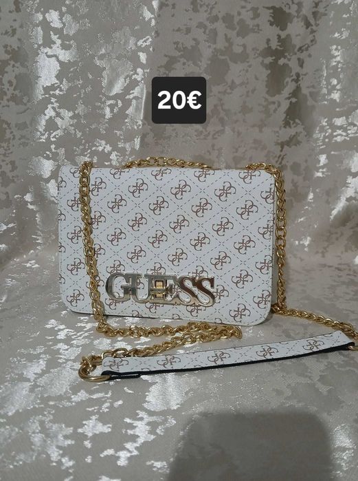 Дамски чанти и ранички!