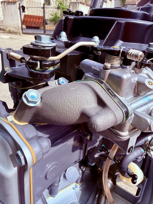 Motor de barca HONDA 5 CP