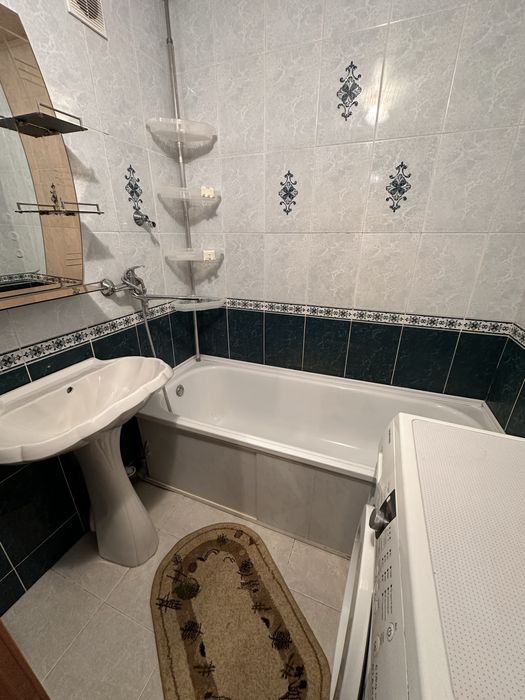 Сдам двух-комнатную квартиру