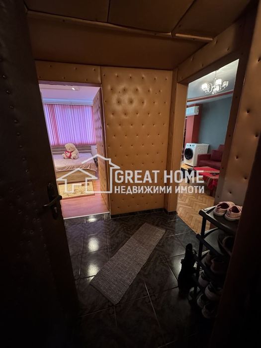 Продава се Двустаен апартамент в Търговище, Център - 42 кв.м за 850 €/кв.м - Снимка #2