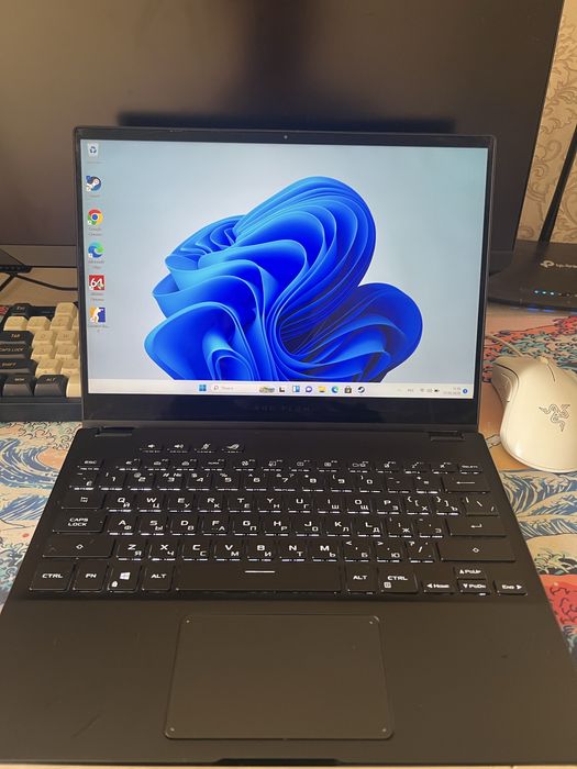 Asus Rog Flow X13, RTX 3050Ti, Ryzen 7 5800H, 16gb