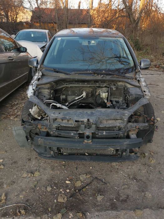 Голф 5 1.4 бензин на части само!