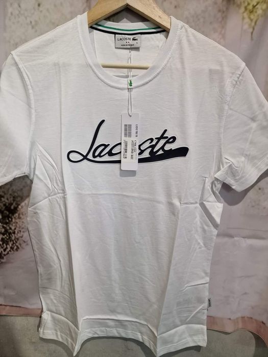 Чорапи на найк цветни и бели черни