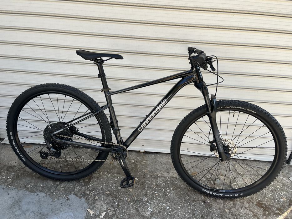 Велосипед Cannondale - 29 ц , М размер -Висок клас, Перфектен .