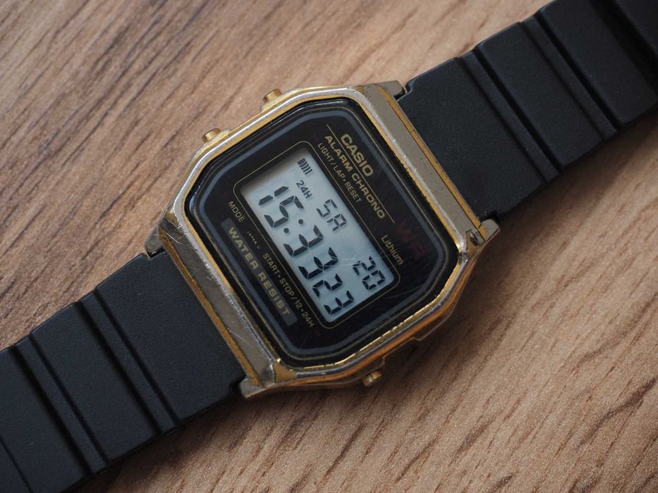 LOT de 4 ceasuri electronice retro: Casio, Elektronika etc. calculator