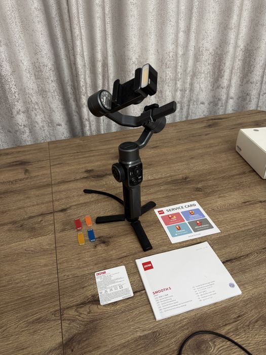 Стабилизатор Zhiyun Smooth 5