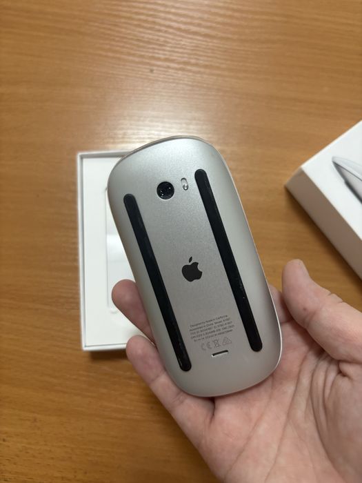Мышка Apple Magic Mouse