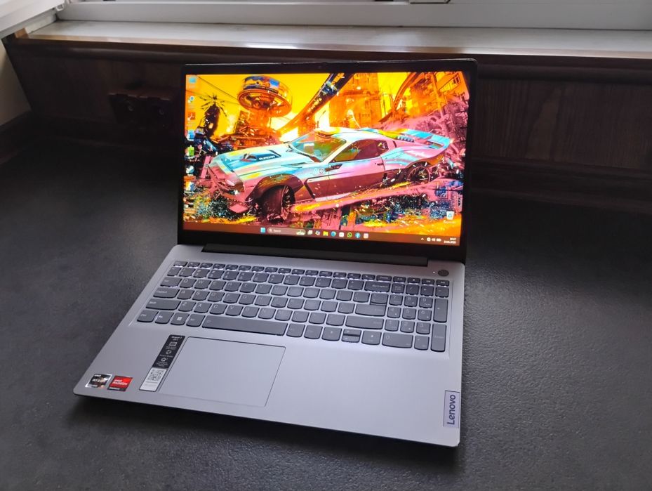 Laptop Lenovo - Ryzen 5 - 5000serie - 24gb - Rx Vega 7