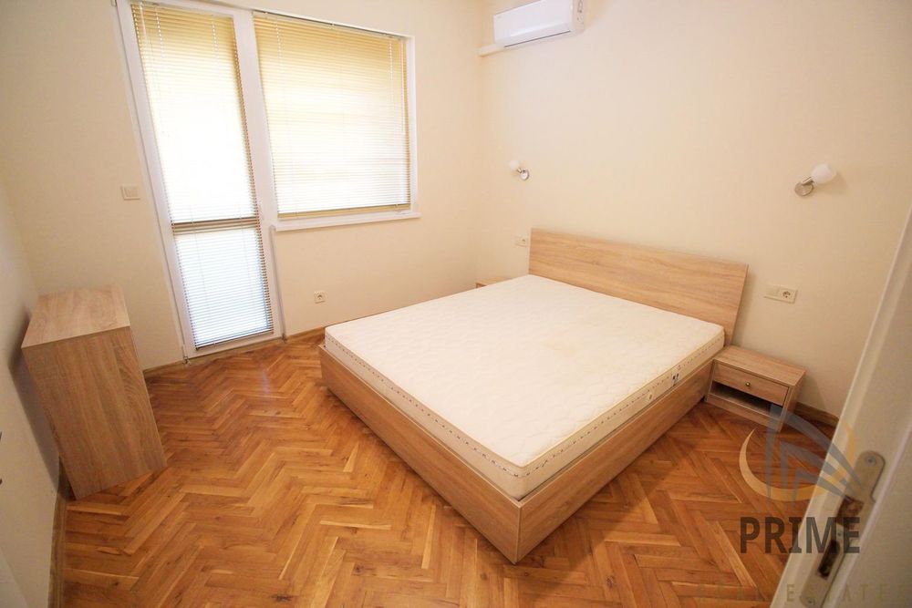 Дава се под наем Двустаен апартамент в Бургас, Център - 65 кв.м за 459 € - Снимка #10