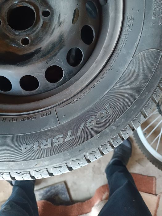 Продам диск с покрышкой диск 4*100кобальт