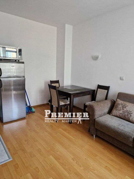 Продава се Двустаен апартамент в к.к. Слънчев бряг - 52 кв.м за 1299 €/кв.м - Снимка #2