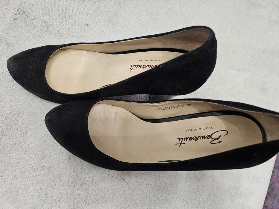 Pantofi negri Benvenuti -studio moda  cu toc marime 39