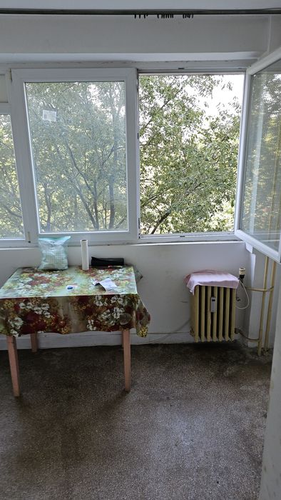 Direct proprietar vând ap.3 camere în Titan, renumitul bloc POTCOAVA