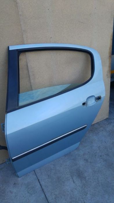 portiera usa dreapta spate peugeot 407 limuzina