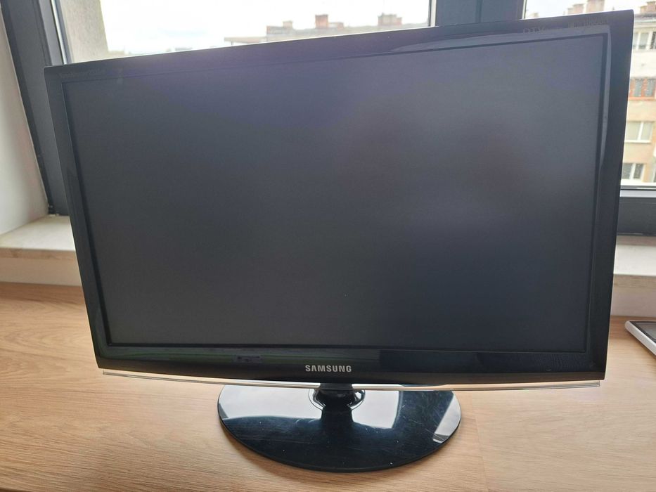 Телевизор Samsung 2333HD TV - 23 инча
