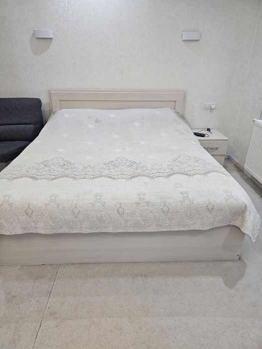 Спальный гарнитур Б/У