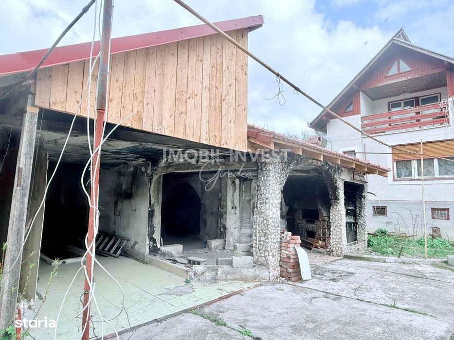 Casa individuala D+P+M, 4 camere, teren 1400 mp, curte generoasa,Cetea