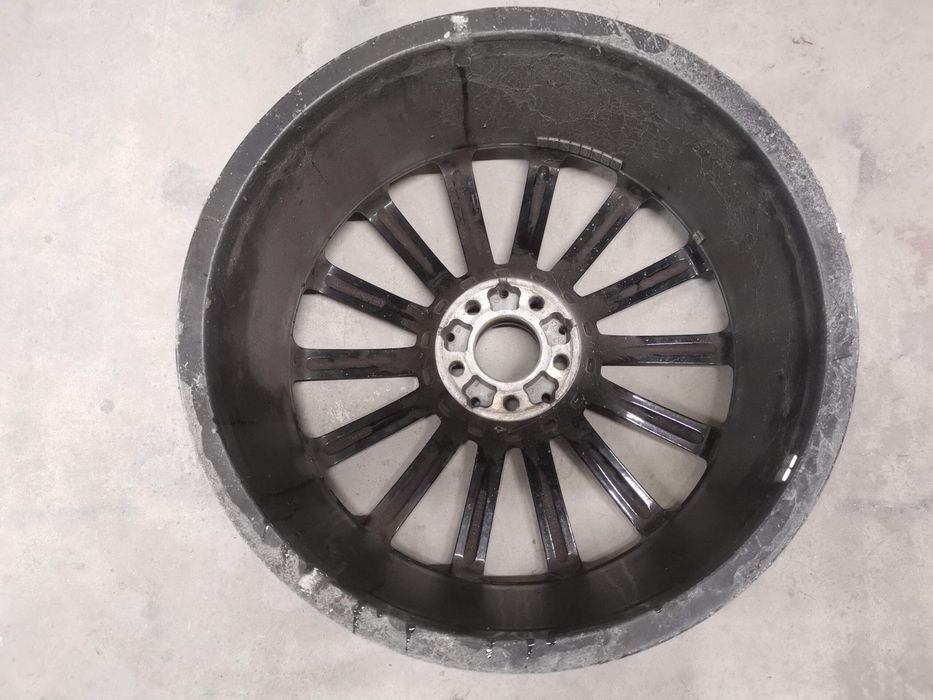 Джанта Гума 8J X R20 ET43 АМГ Мерцедес-Бенц Е-Клас / Mercedes-Benz E-C