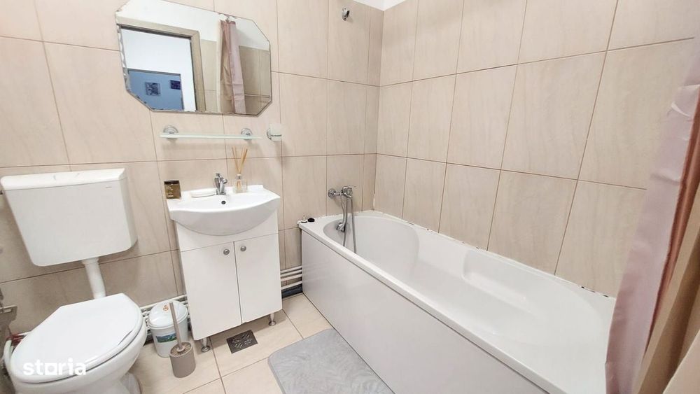 0 Comision2 camere, zona Petrom, 49 mp, finisat modern