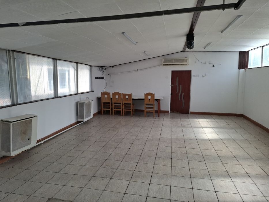 Garaj de depozitare in zona Bucureștii Noi
Suprafata este