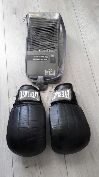 Manusi de box Everlast