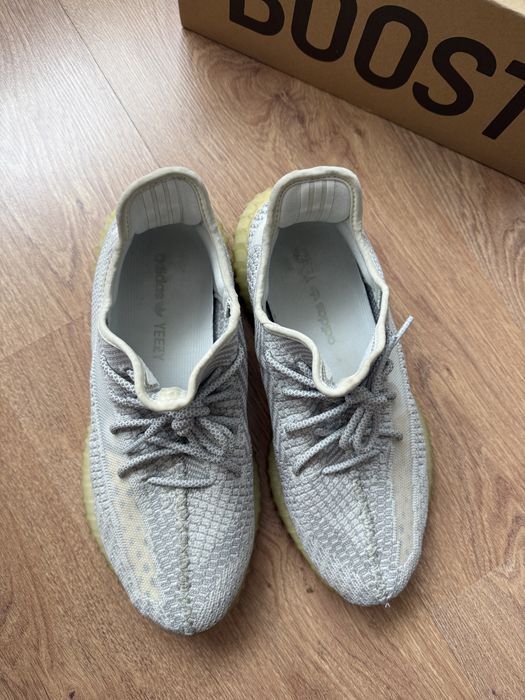 Оригинални обувки Yeezy Boost V2 Yeshaya