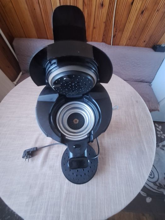 Два броя кафемашини