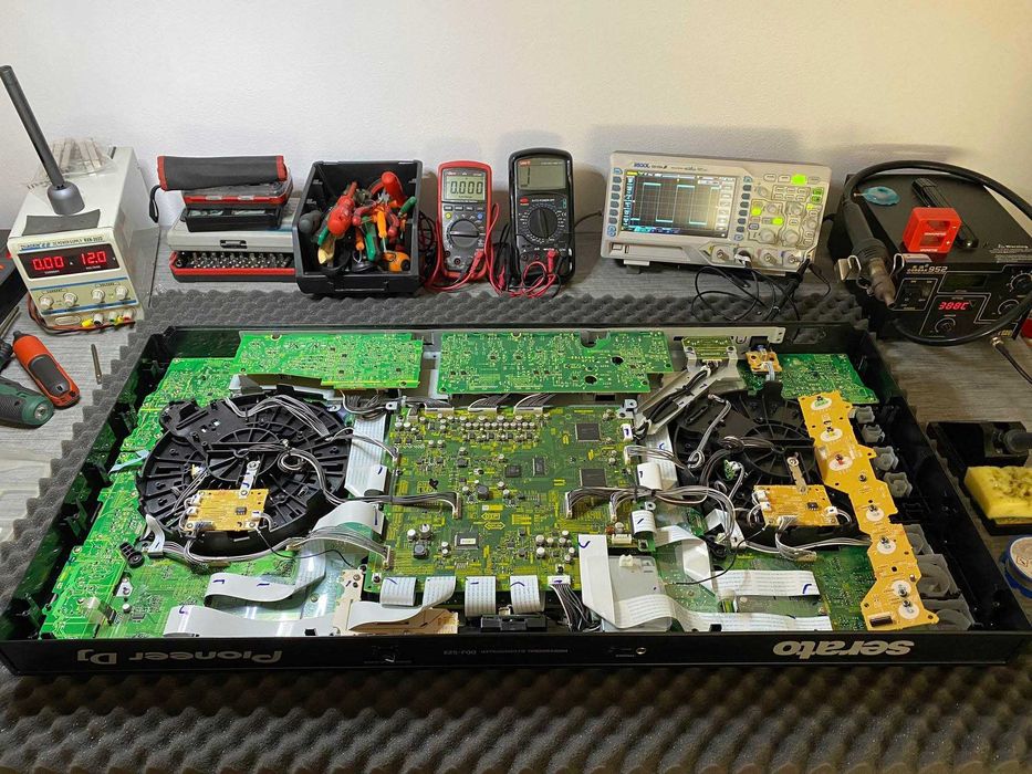Service/Reparatii electronice echipamente PRO DJ/PRO AUDIO