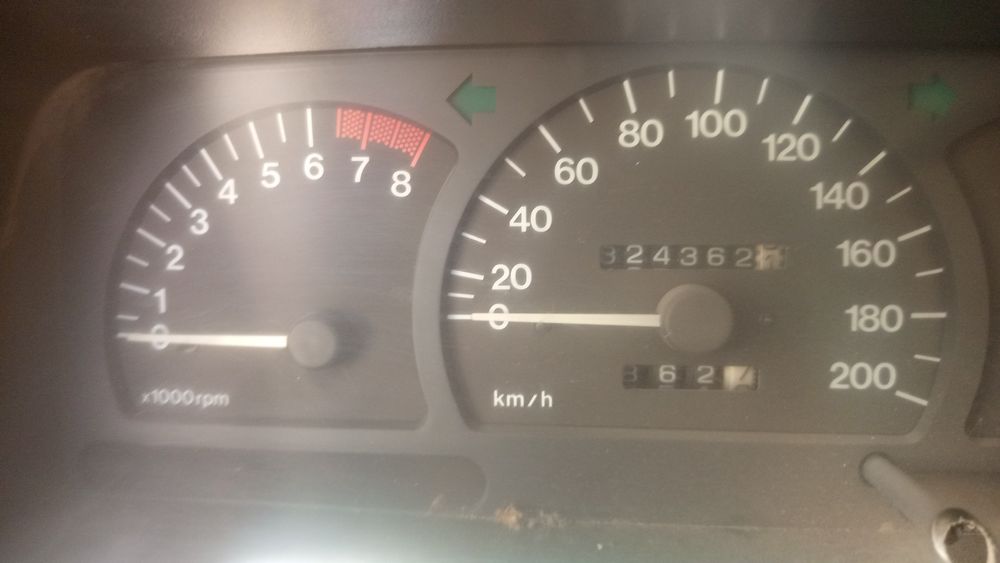 Moshina holati zor polni shumka qilingan