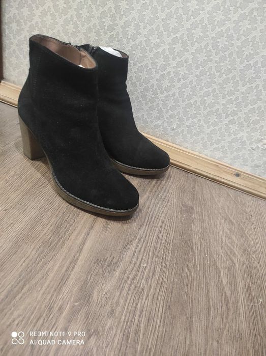 Продаются полусапожки