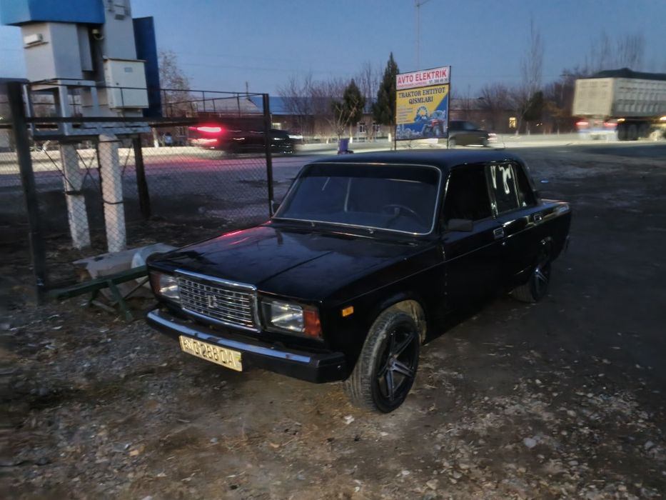 Shuguli 2107 lada