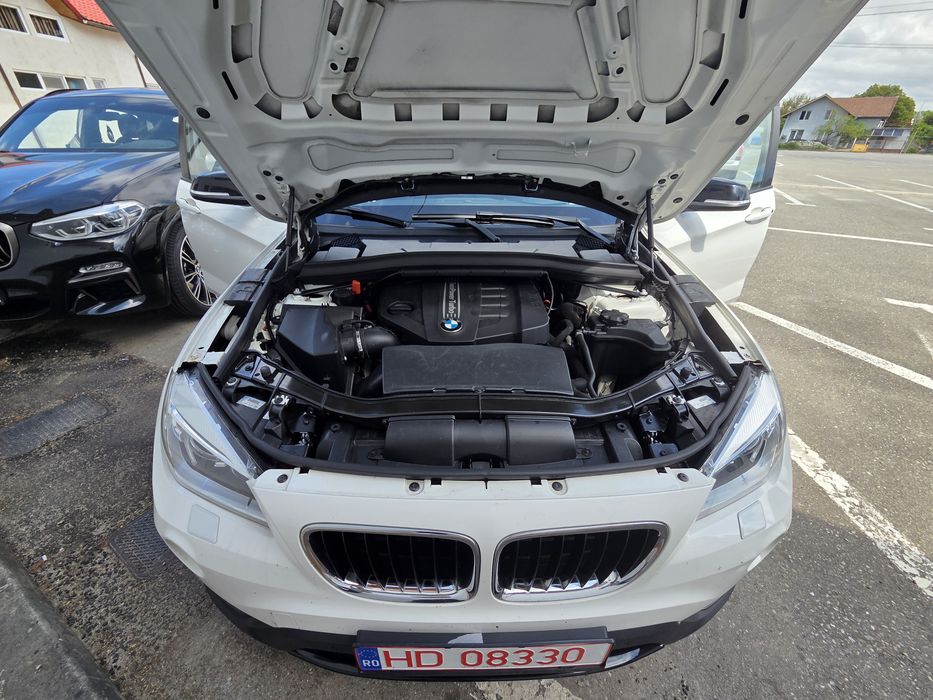 Vând bmw X1 Diesel Sdrive Cutie Automată 8+1 e84 LCI bixenon Adaptive Navi mare Proff. Harman&Kardon