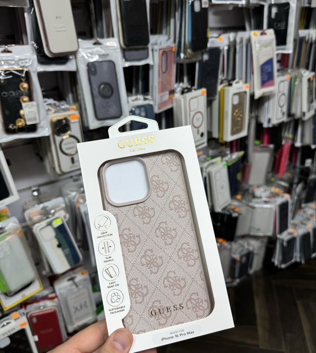 Iphone 16 pro max Оргинален калъф на GuesS