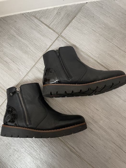 Ghete Rieker marimea 41