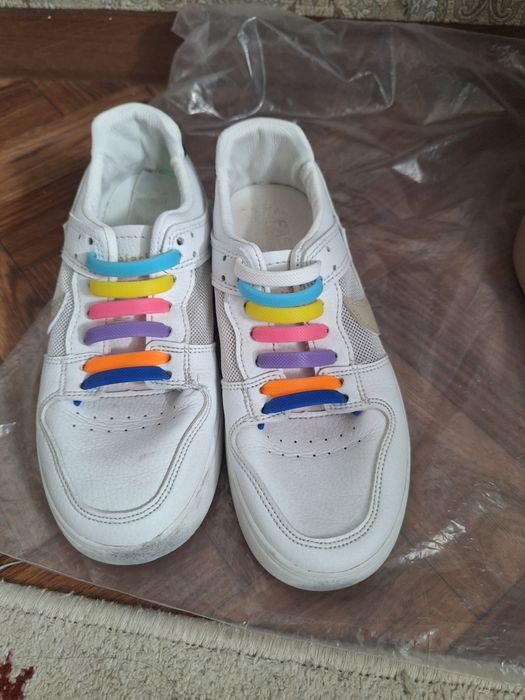 Продам  обувь в хорошем состоянии