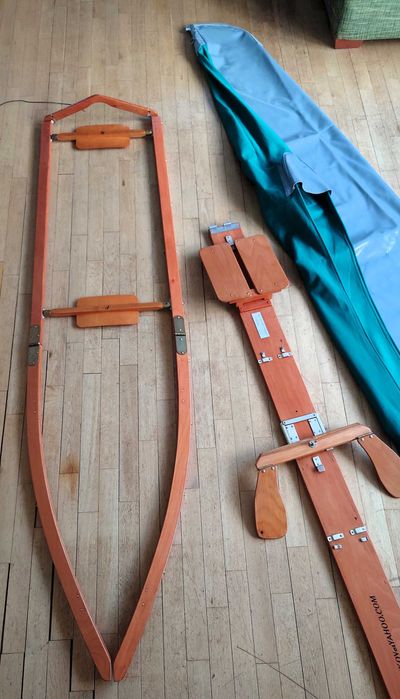 Туристически каяк Kolibri, 2 гребла, кормило, резервен рул, ребра сет